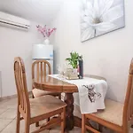 Goles Apartments-first Row To The Sea