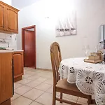 Goles Apartments-first Row To The Sea Apartment Rogoznica (Sibenik-Knin)