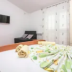 Apartment Goles Apartments-first Row To The Sea *
