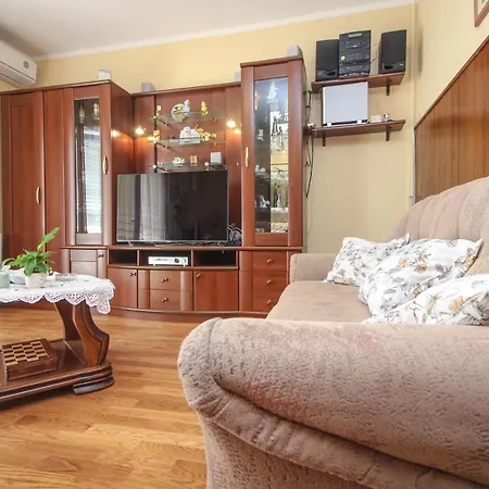 Goles Apartments-first Row To The Sea Apartmán *