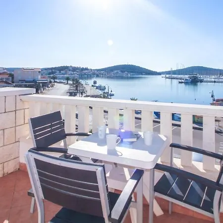 Goles Apartments-first Row To The Sea *