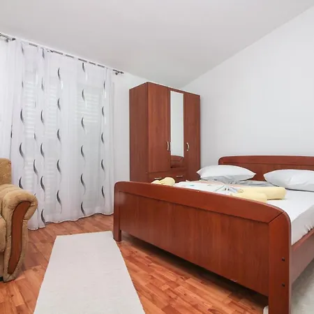 Goles Apartments-first Row To The Sea