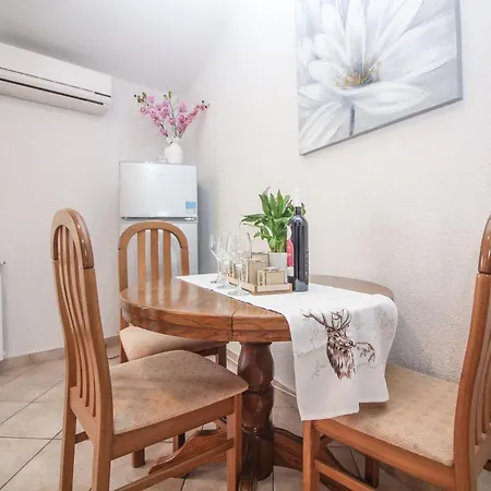 Goles Apartments-first Row To The Sea