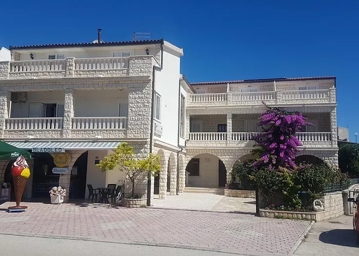 Goles Apartments-first Row To The Sea Daire