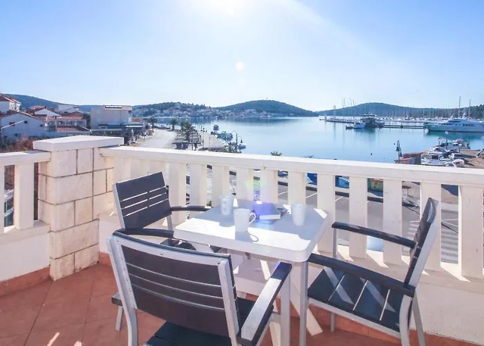 Goles Apartments-first Row To The Sea *