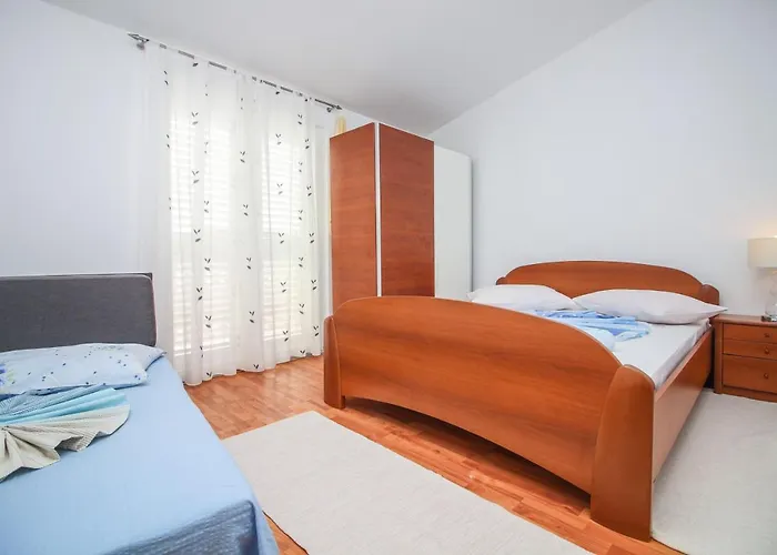 Goles Apartments-first Row To The Sea Apartament Rogoznica (Sibenik-Knin)