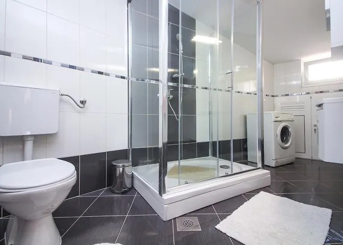 Goles Apartments-first Row To The Sea Rogoznica (Sibenik-Knin)