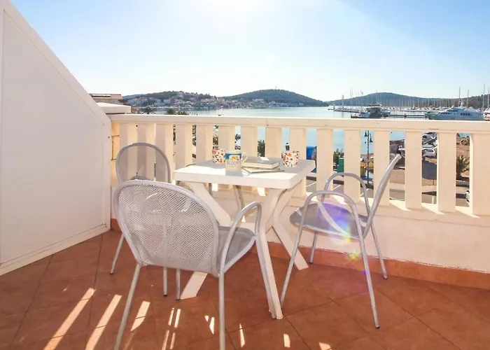 Lägenhet Goles Apartments-first Row To The Sea *